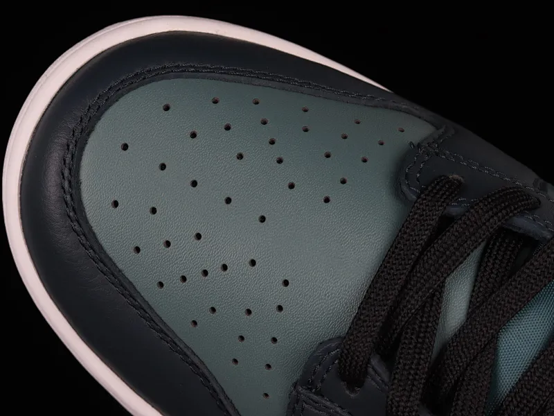 All categories Nk SB Dunk Series Nk SB Dunk Low low-top sneakers #ZG version Nk Dunk Low dark blue dark green SB low-top sports and leisure sneakers DR9705-300